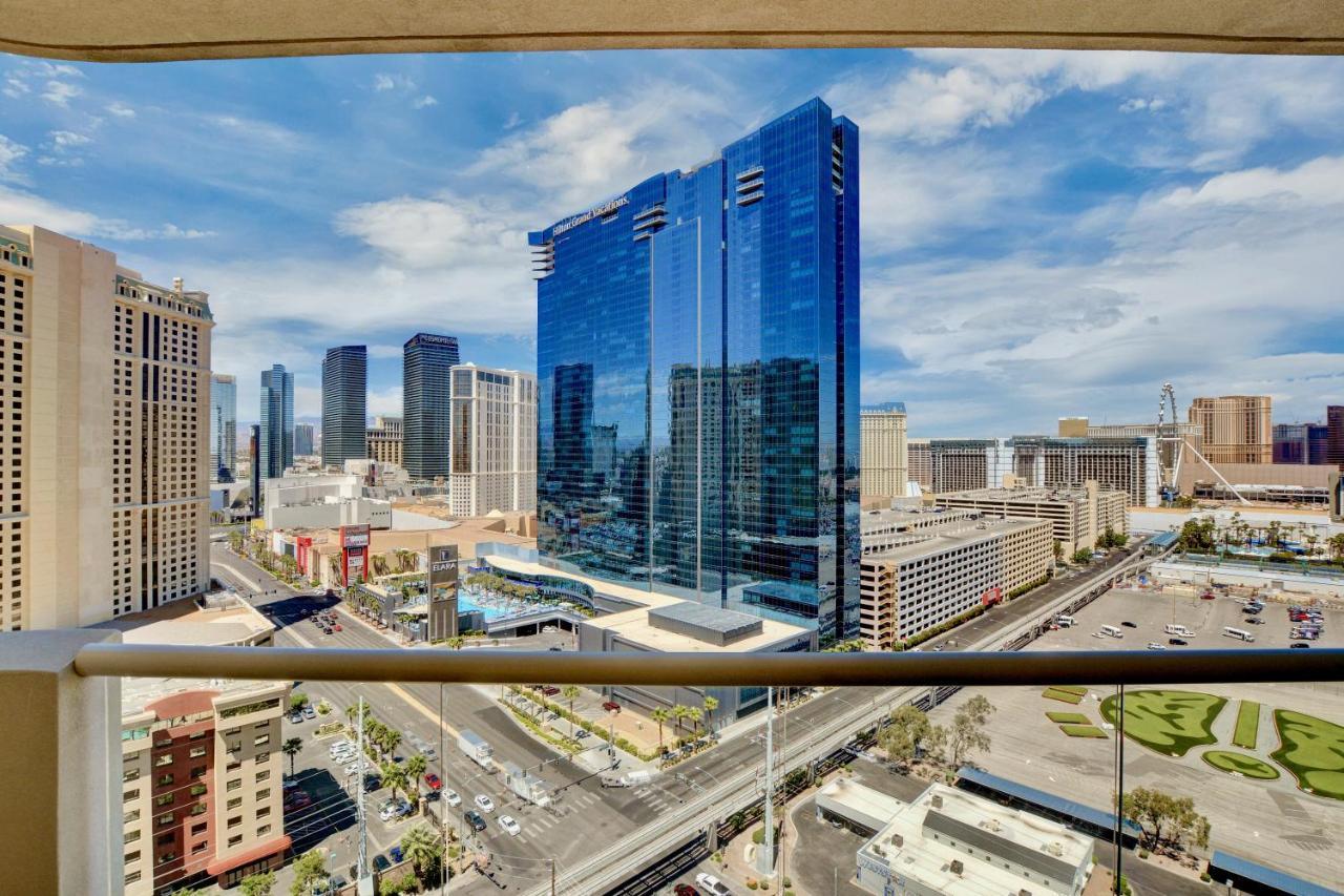 Strip View Balcony Suites - No Resort Fee ! 라스베이거스 외부 사진