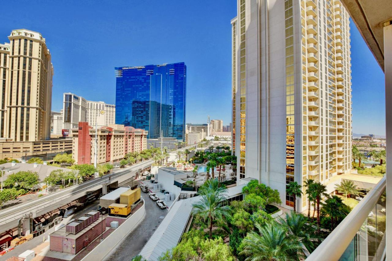 Strip View Balcony Suites - No Resort Fee ! 라스베이거스 외부 사진